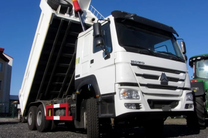 Самосвал Sinotruk Howo 6x4- фото № 3