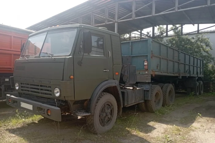 Транспортний засіб КАМАЗ 54112- фото № 1