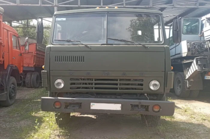 Транспортний засіб КАМАЗ 54112- фото № 3