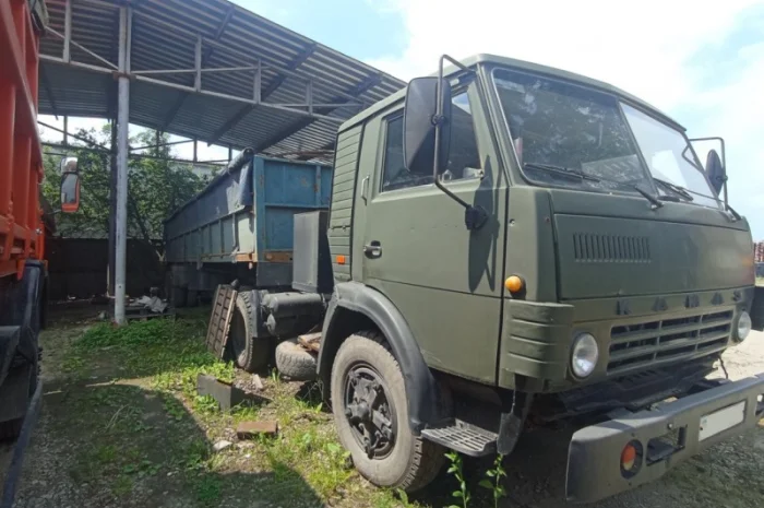Транспортний засіб КАМАЗ 54112- фото № 4