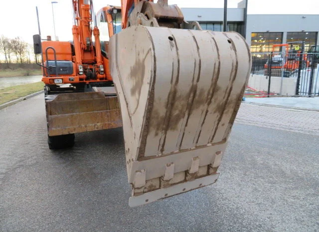 Колесный экскаватор Doosan DX160W. Колесный экскаватор б/у- фото № 8