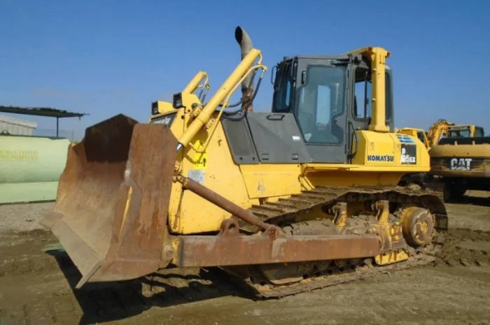Бульдозер Komatsu D65PX-15E0- фото № 3