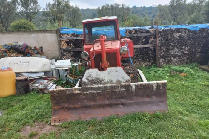 Продам бульдозер ДТ-75- фото № 2