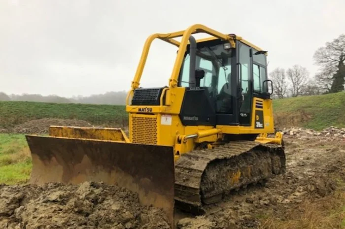 Бульдозер Komatsu D39EX-21- фото № 1