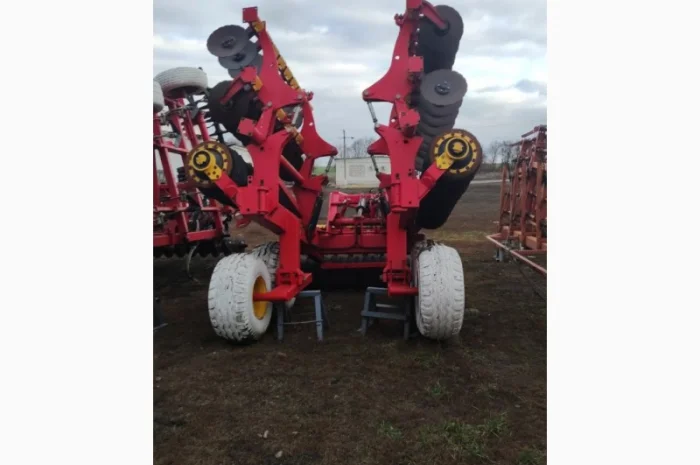 Дисковая борона VÄDERSTAD Carrier 820- фото № 3