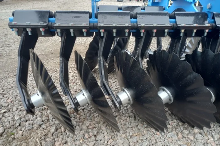 Дисковий лущильник DEFT 3, 0 навісний диск (560 мм.) (на резинових демпферах)- фото № 3