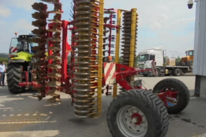 Дискова борона Pöttinger TERRADISC 6000 T- фото № 4