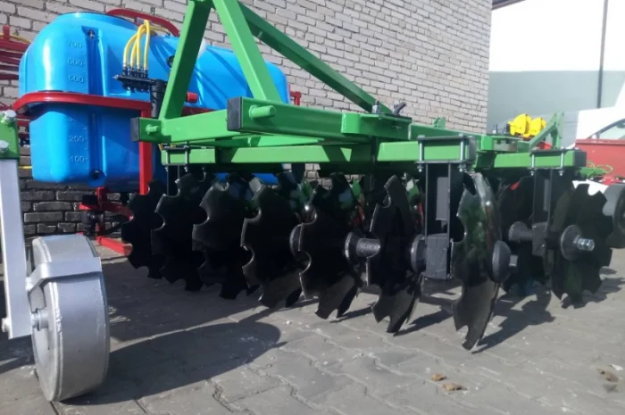 Дисковая борона 1.3 - 1.5 - 1.8 - 2.0 - 2.2 - 2.4 - 2.7 - 3.15 м Bomet Бомет- фото № 11