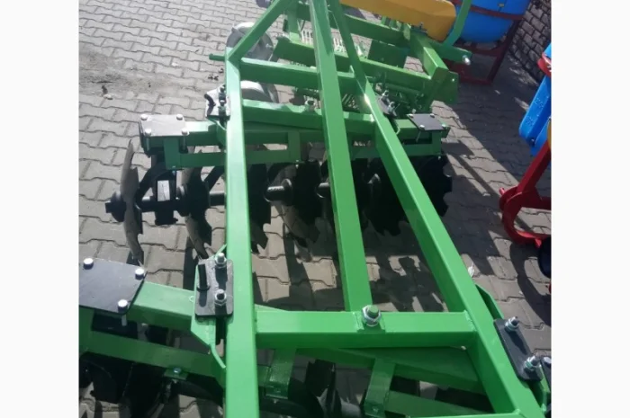 Дисковая борона 1.3 - 1.5 - 1.8 - 2.0 - 2.2 - 2.4 - 2.7 - 3.15 м Bomet Бомет- фото № 9