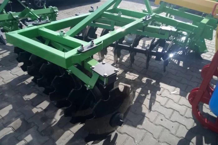 Дисковая борона 1.3 - 1.5 - 1.8 - 2.0 - 2.2 - 2.4 - 2.7 - 3.15 м Bomet Бомет- фото № 8