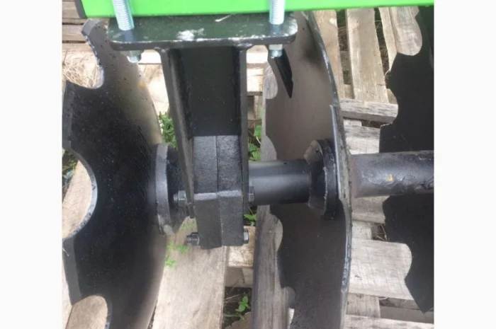 Дисковая борона 1.3 - 1.5 - 1.8 - 2.0 - 2.2 - 2.4 - 2.7 - 3.15 м Bomet Бомет- фото № 17