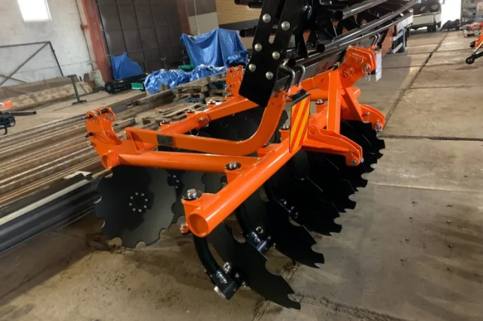 Дисковая борона навесная ТАУРУС 2, 4Н 2, 4Н-01 (облегченная) 2, 8Н 3, 4Н- фото № 1