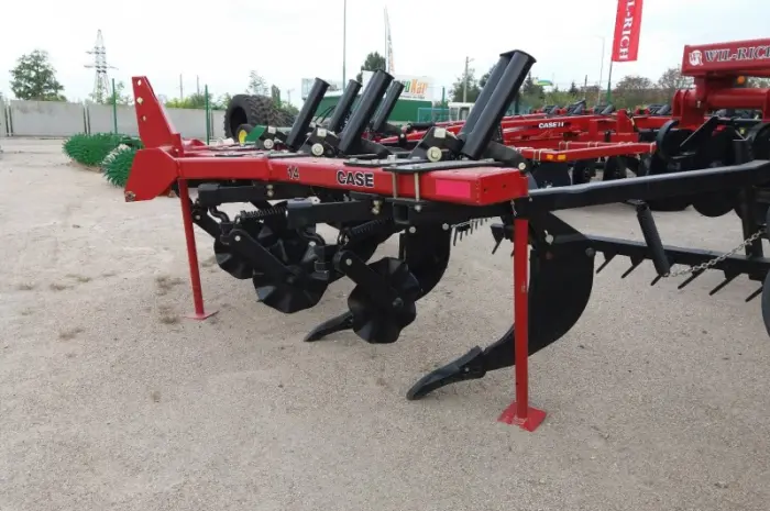 CASE IH 14 Ripper Кейс 14 навесной глубокорыхлитель на 5 лап с колтерами- фото № 3