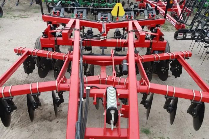 CASE IH Ecolo-Tiger 530 Кейс Эколо-Тайгер 530 дисколаповый глубокорыхлитель на 5 лап- фото № 3