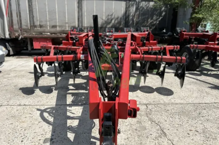 Глубокорыхлитель Case IH Ecolo Tiger 530 C- фото № 1