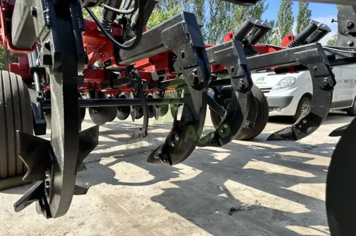 Глубокорыхлитель Case IH Ecolo Tiger 530 C- фото № 4