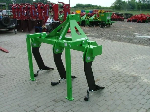 Глубокорихлитель чизель 3 лапи + колеса Bomet- фото № 5