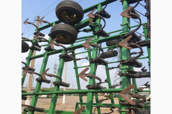 Культиватор John Deer 2210, ширина захвата 10.8 m- фото № 4