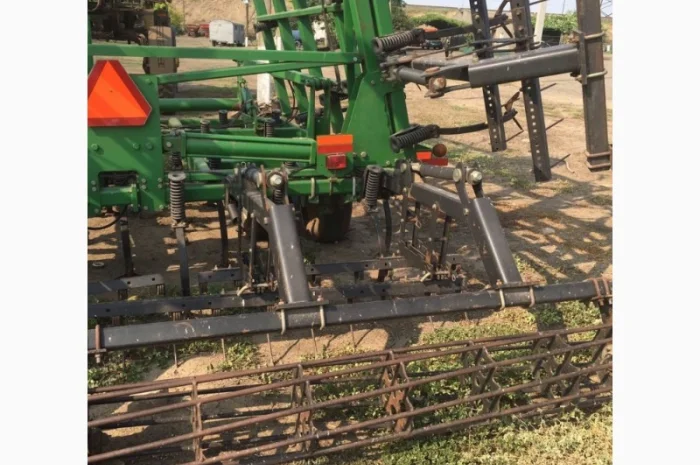 Культиватор John Deer 2210, ширина захвата 10.8 m- фото № 6