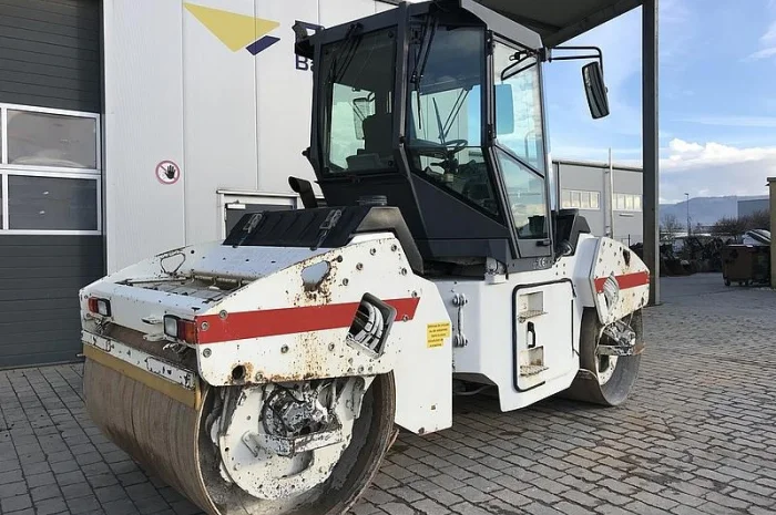 Купить Двухвальцовый каток Hamm DV 90 VO- фото № 2