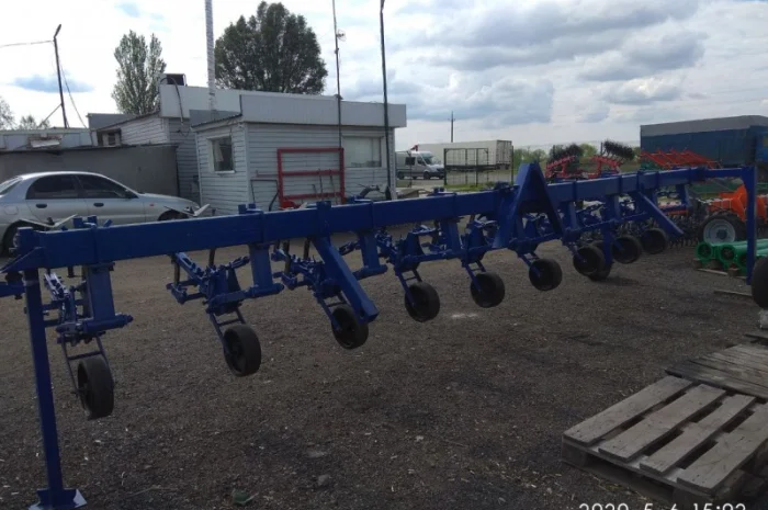 Продам культиватор для міжрядного обробітку КРН-5.6 просапний- фото № 1