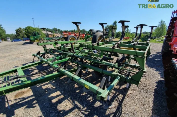 Культиватор john deere 1010 (2000)- фото № 2