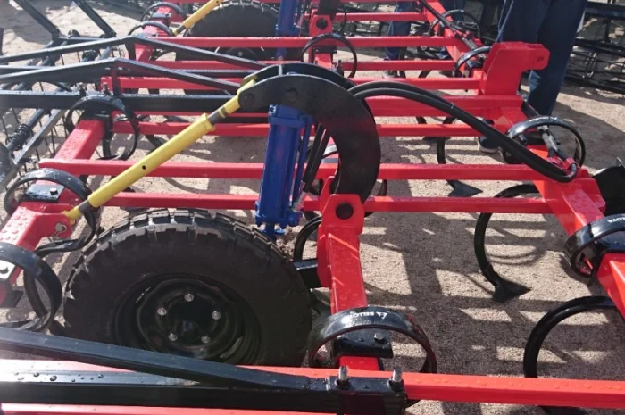 Культиватор предпосевной КПС-4(3Р)Н навесной, три ряда лап, пружины, каток- фото № 14