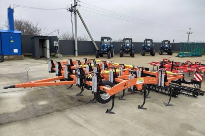 Культиватор ВЕПР 4, 2 причіпний з пружинним блоком захисту стійок- фото № 2