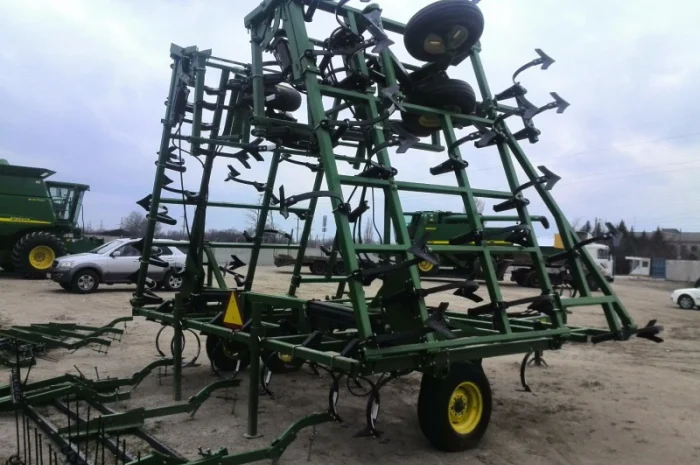 Продам культиватор John Deere 960 9-12 метров ширина захвата- фото № 4