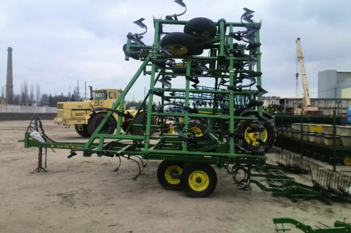 Продам культиватор John Deere 960 9-12 метров ширина захвата- фото № 6