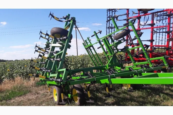 Культиватор 8-12 метров захвата б/у из США- фото № 1