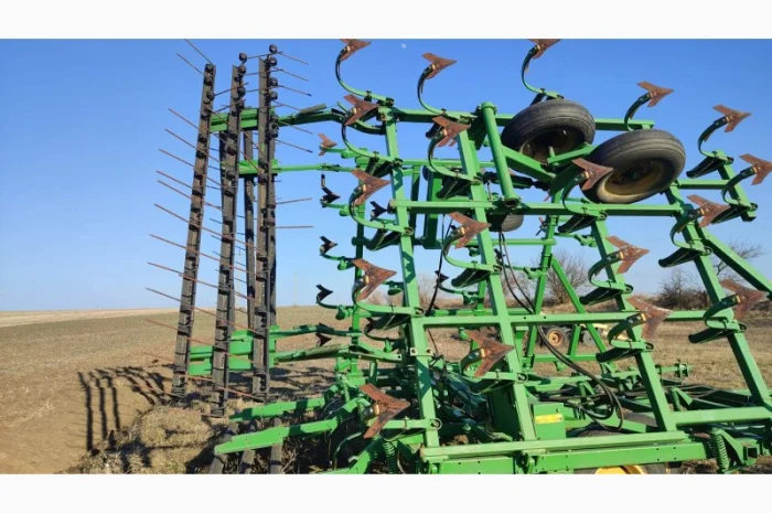 Культиватор важкий Джон Дір 960 10метрів б/в купити John Deere 960- фото № 1