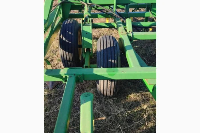 Культиватор важкий Джон Дір 960 10метрів б/в купити John Deere 960- фото № 6