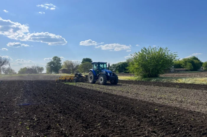 Культиватор суцільний причіпний 3-х рядний General КПРС 6.0 Двовиткова стійка- фото № 3