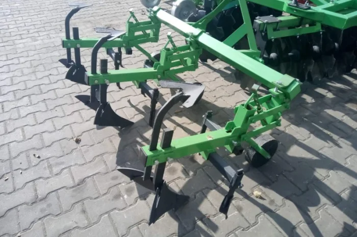 Культиватор міжрядний пропольник окучник полольник підгортач 3 5 секцій Бомет Польща- фото № 10