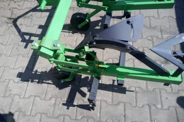 Культиватор міжрядний пропольник окучник полольник підгортач 3 5 секцій Бомет Польща- фото № 3