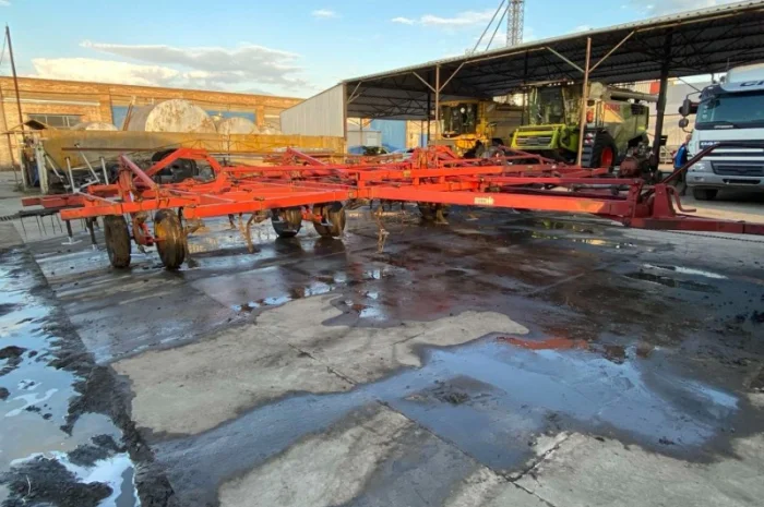 Культиватор Case IH 4900- фото № 4