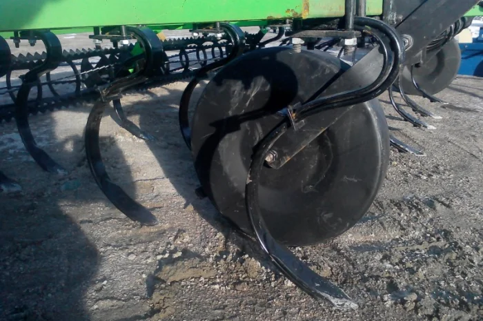Культиватор навесной 3.2м сплошной обработки без катка- фото № 10