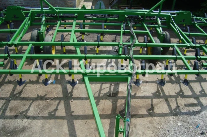 John Deere 960 - культиватор Джон Дир  13,5 метрів- фото № 3