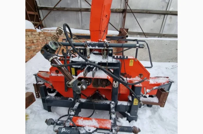 Навесной четырехрядный измельчитель кукурузы на силос Kuhn MC 180S Quattro- фото № 11