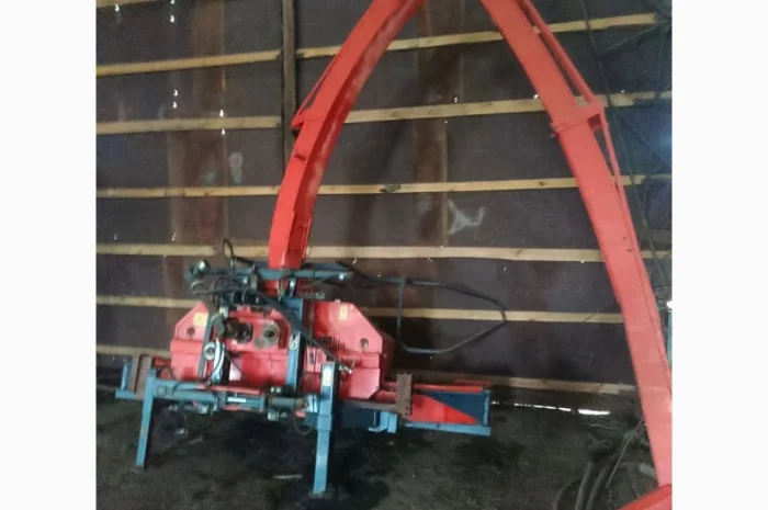 Навесной четырехрядный измельчитель кукурузы на силос Kuhn MC 180S Quattro- фото № 1