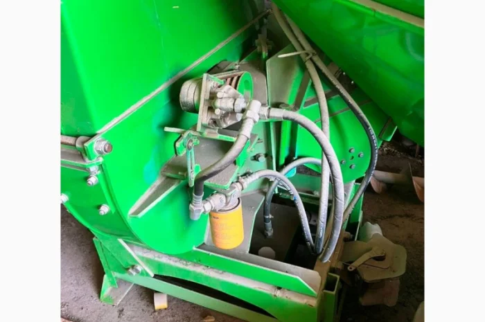 Подрібнювач деревини навісний РМ-900 щепоріз- фото № 1