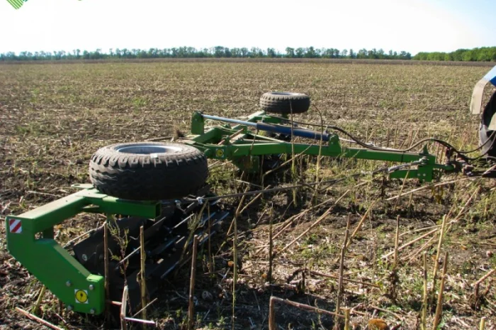 Водоналивной каток измельчитель Shredder L60.550V Аверс-Агро- фото № 1