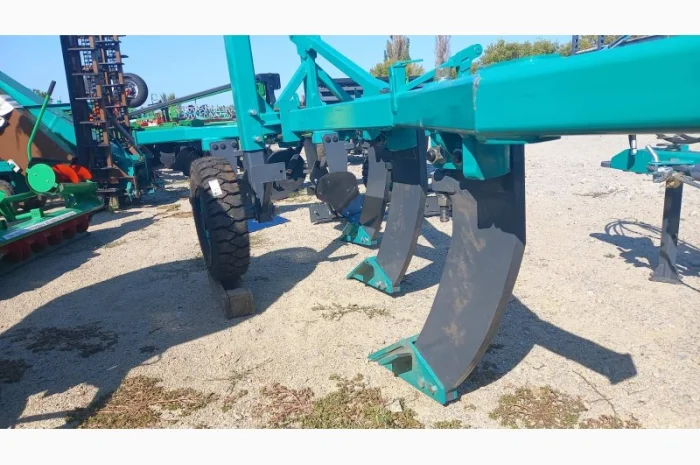 Глибокорозпушувач зі стійкою дельтаплау на рамі ПЛН- фото № 2