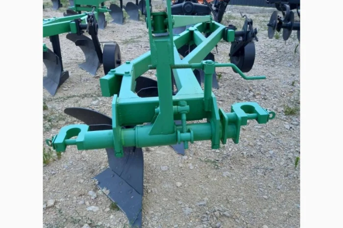 Плуг навісний 4 корпусний 4-35 см. (висока стійка)- фото № 2
