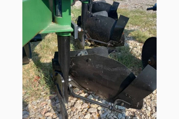 Плуг борозний лемішний ПБЛ-4-40- фото № 1