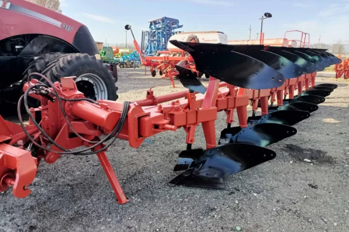 Оборотний плуг Gregoire Besson 8- фото № 6