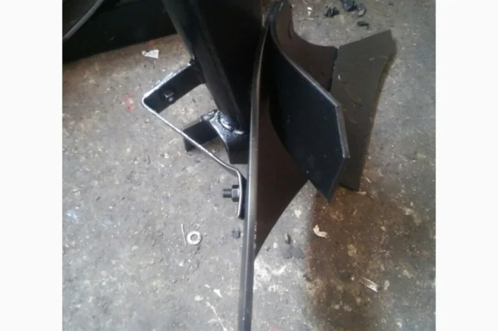 Плуг навесной для трактора польский Bomet- фото № 6