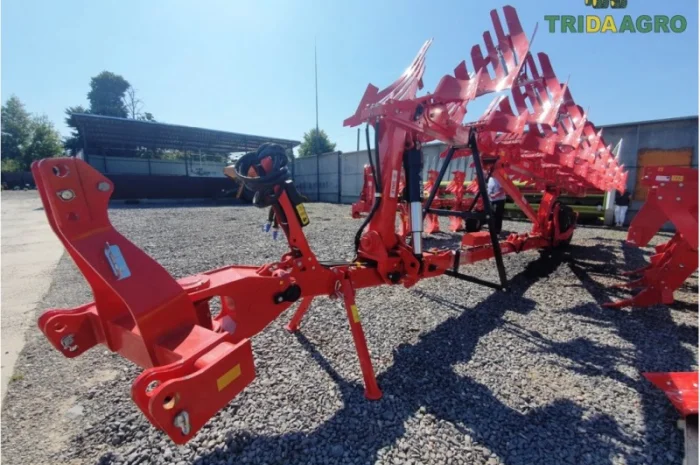 Новый плуг оборотный ünlu clasa 7+1- фото № 1