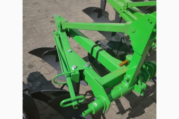 Плуг навісний тракторний польовий 2/25 на мінітрактор- фото № 2